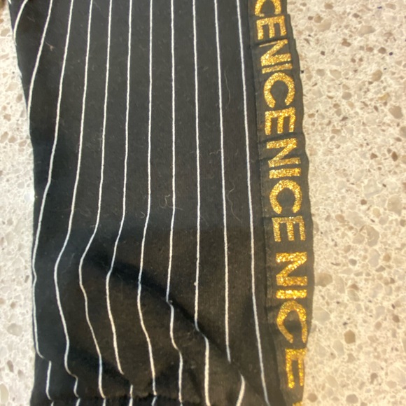 Girl's outfit Sizes 3Y and 4Y Brand New - Picture 8 of 9